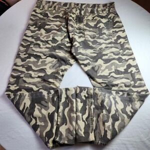 Rocawear Classic Fit Mens Grey Camouflage Pants Size 42 Baggy Y2K Hip Hop Skater
